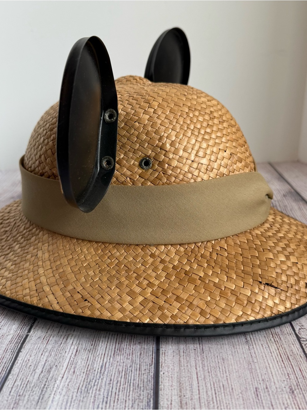DISNEY Goofy’s Hat Co. Mickey Wicker Hat - Picture 4 of 9